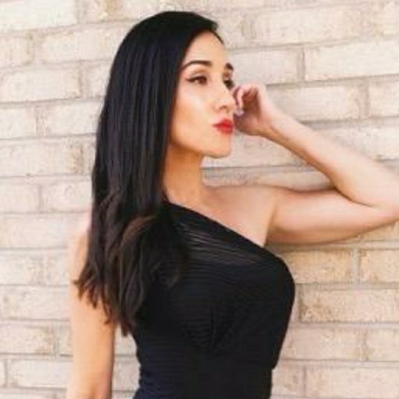 angiescloset79